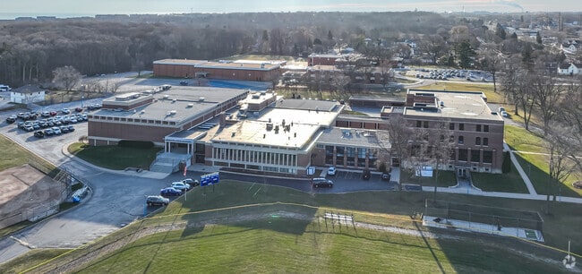 Most St. Thomas More students go on to college.