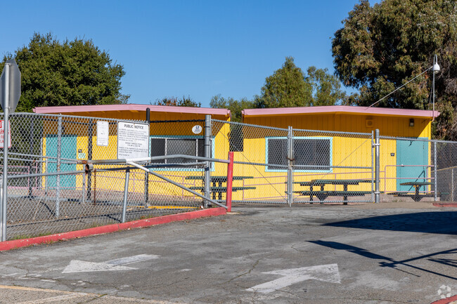 Rising Star Sped Academy providing students with special needs an opportunity to learn.
