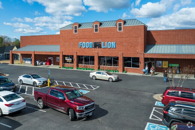 Food Lion has residents covered for groceries in Manakin-Sabot.