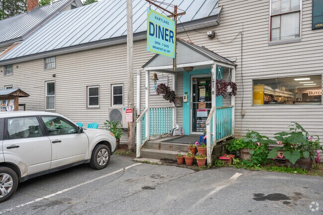 The Hartland Dinner is a daily meetup for breakfast in the town's center.