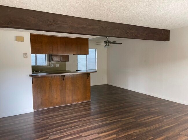 1411 Manhattan Ave unit B, Manhattan Beach, CA 90266 - photo 2