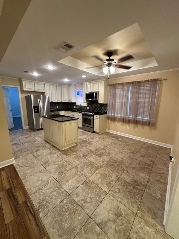 18304 Autumn View Dr, Prairieville, LA 70769 - photo 3