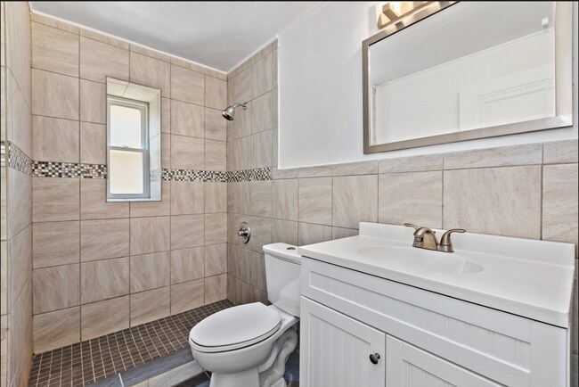 270 Beverly Rd unit 1, Pittsburgh, PA 15216 - photo 4