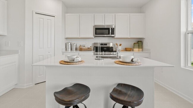 1520 Redwood Ln unit 36037843, Haines City, FL 33844 - photo 5