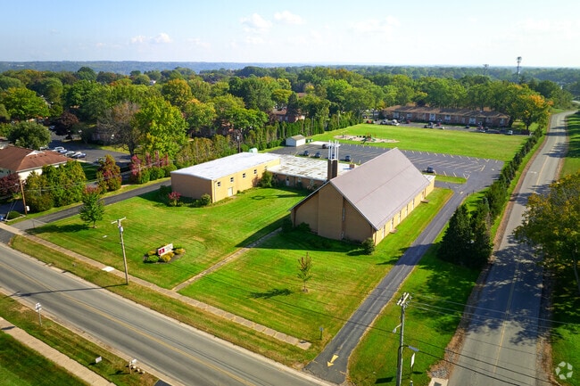 Aerial view of Bay Knoll School.