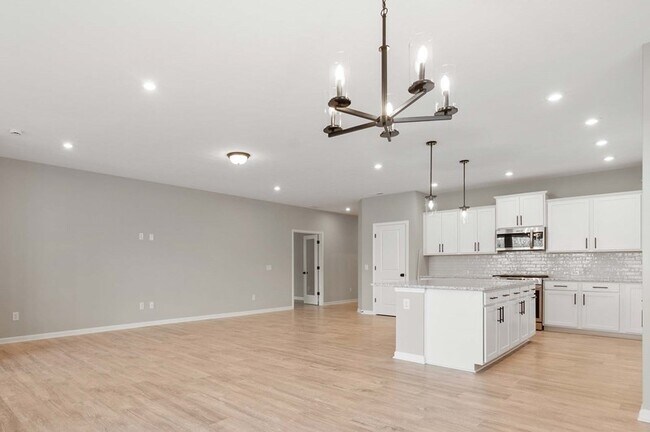 14247 Coyote Ridge Dr unit 38173137, Noblesville, IN 46060 - photo 7