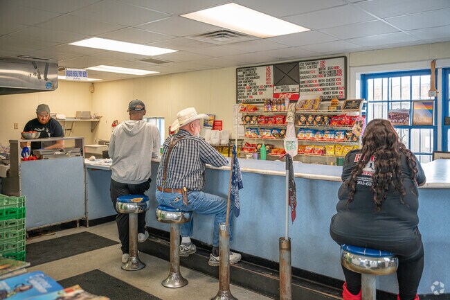 Voted the best hamburger around Hamburger King is less than 5 minutes from the Garden District.