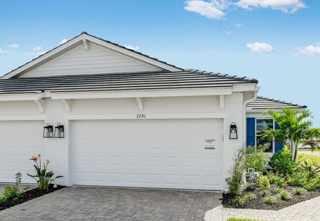 7791 Waning Moon Way, Sarasota, FL 34241 - photo 2