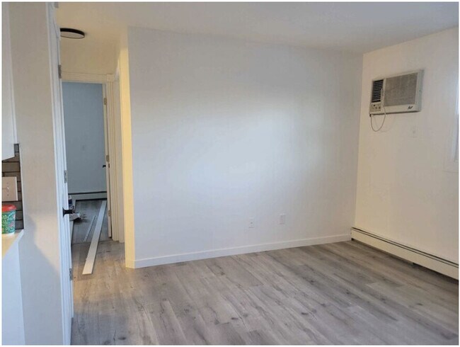 409 4th St NE, Mitchellville, IA 50169 - photo 2