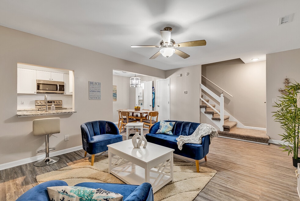 403 71st Ave N unit 11 Stay 12mos plus, Myrtle Beach, SC 29572 - photo 1