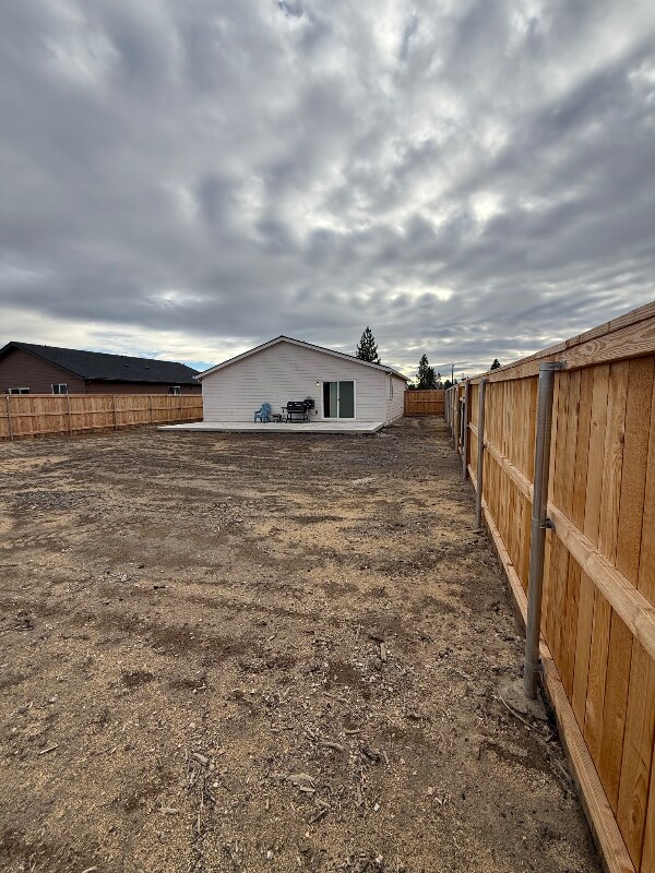 16650 Grey Pne St, La Pine, OR 97739 - photo 3
