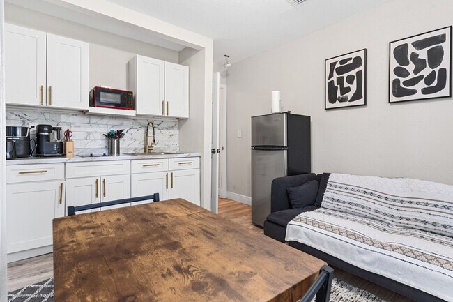 4501 N 36th St unit ID1244311P, Tampa, FL 33610 - photo 7