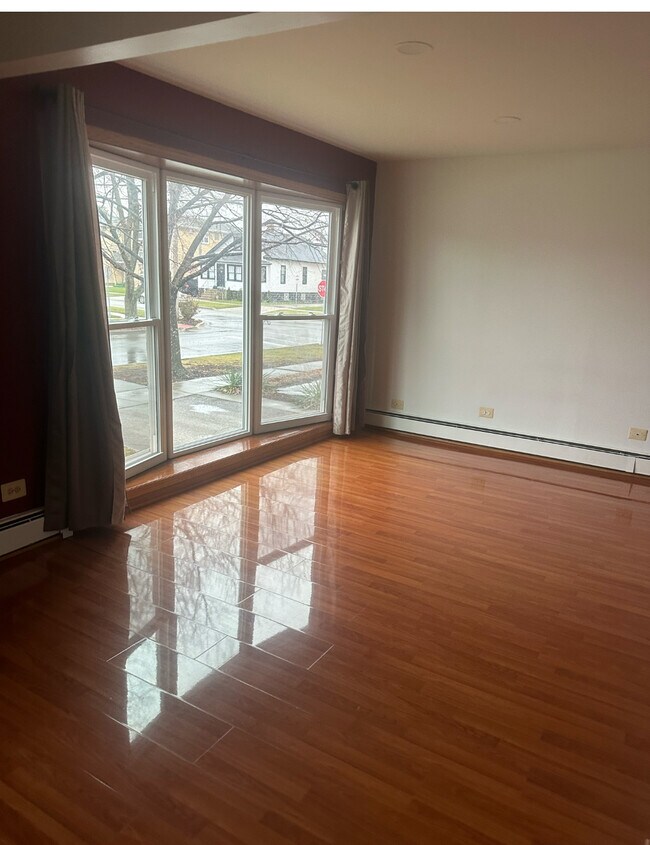 4540 Park Ave Unit 4540 Park Ave 1F, Brookfield, IL 60513