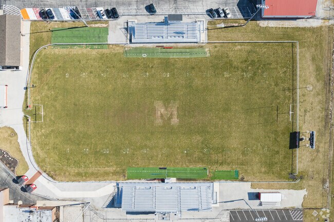 McComb Elementary School welcomes football season.