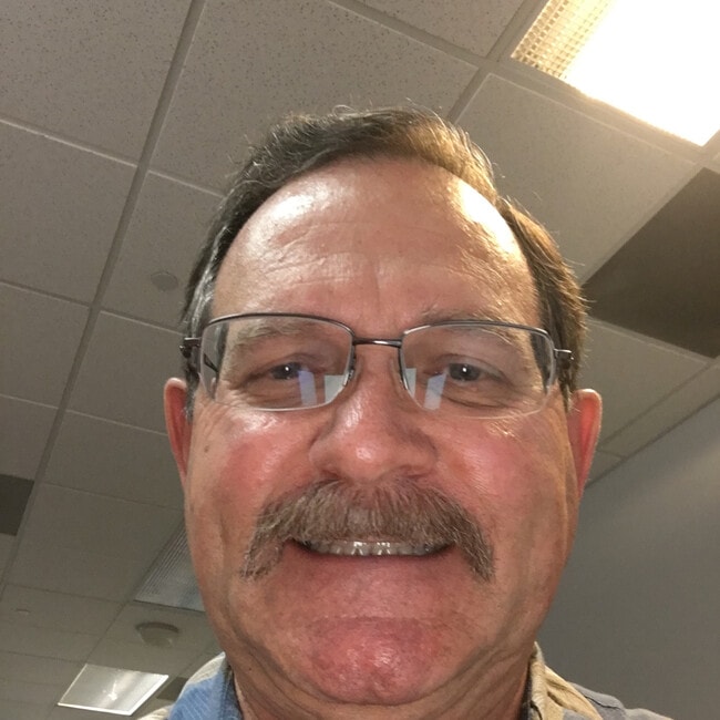 Agent Photo