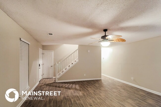 6616 Swift Creek Rd, Lithonia, GA 30058 - photo 5