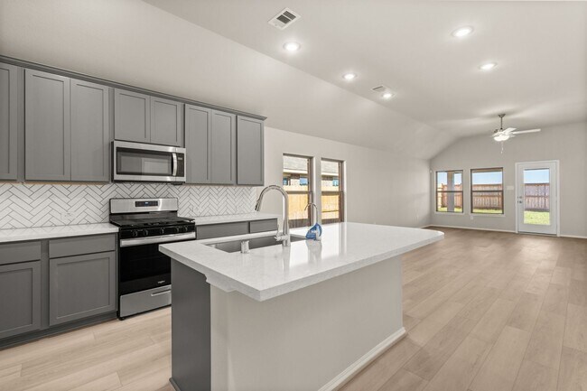 3013 Hickory Haven Ln unit 36270164, Conroe, TX 77385 - photo 7