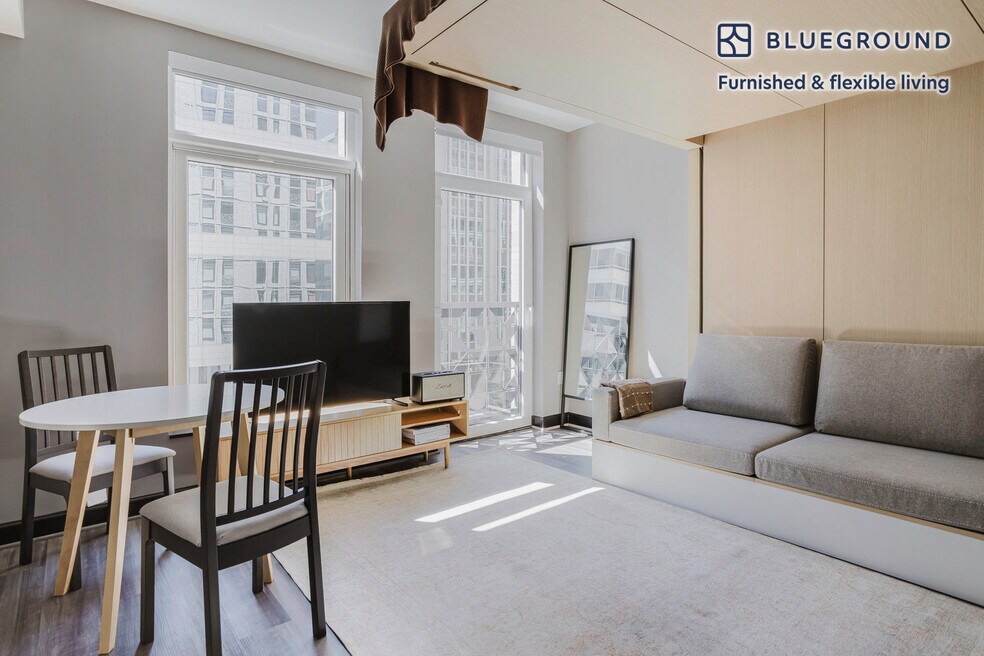 1313 L St NW unit FL3-ID940, Washington, DC 20005 - photo 1