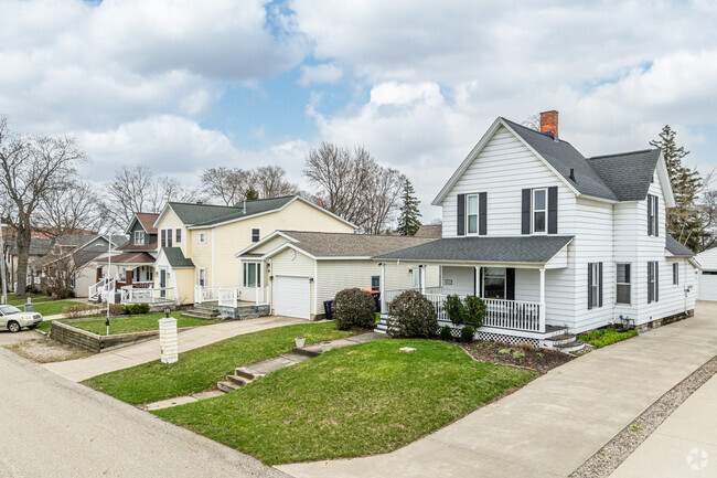 A variety of different house styles can be found in the Montello Park neighborhood.
