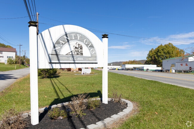 Established in 1918, Nanty-Glo welcomes you with timeless character and peaceful surroundings.