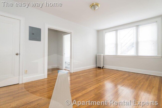 136 Highland Ave unit 14, Somerville, MA 02143 - photo 2