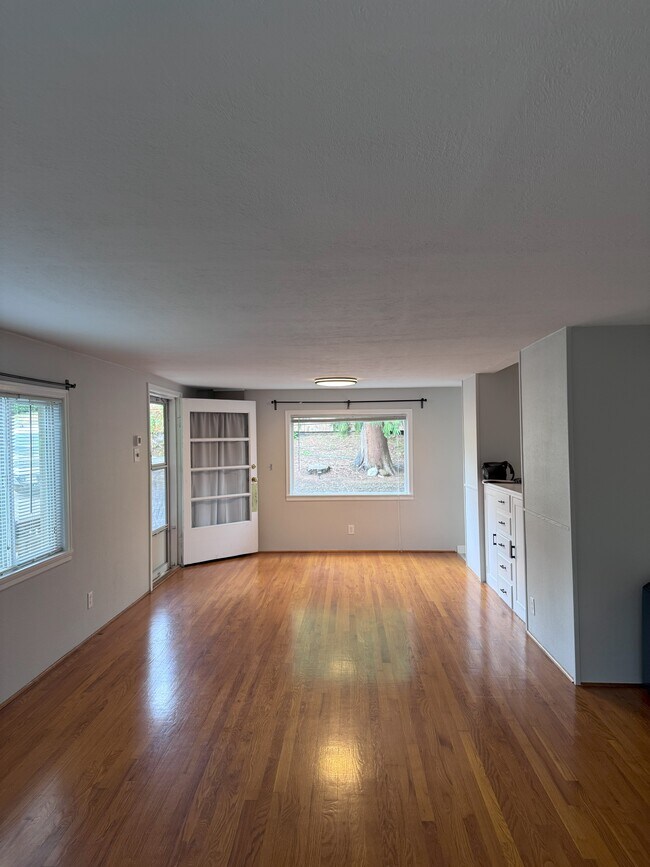 Living Room and Entry
