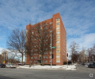 640 E Armour Blvd, Kansas City, MO 64109