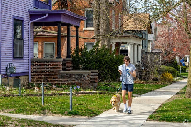 The Old West Side is a quiet, dog-friendly neighborhood.