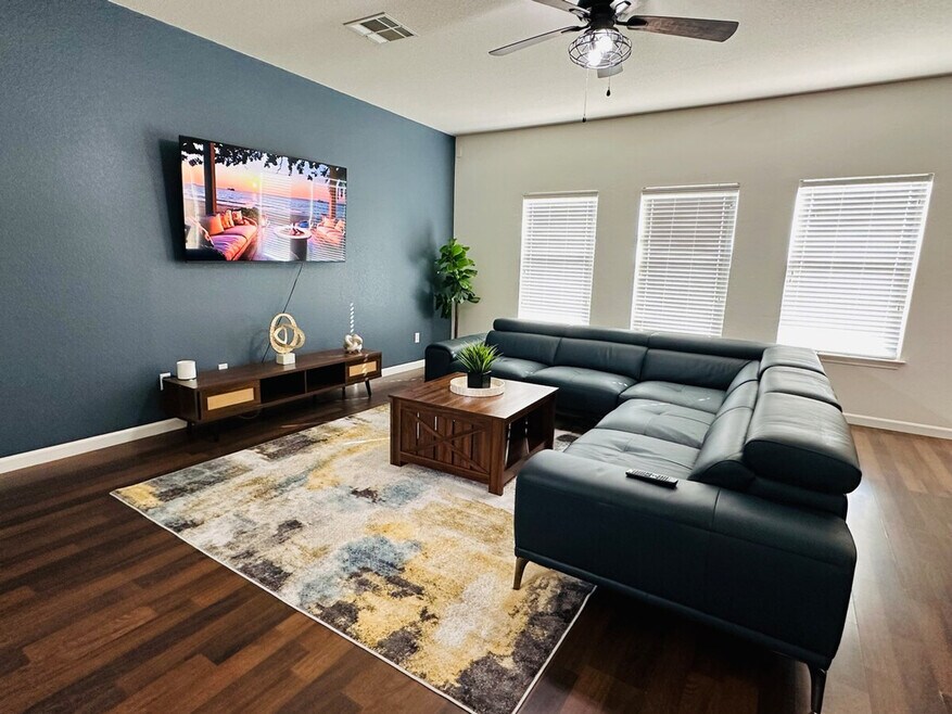 3640 Sandy Brook Dr unit ID1039305P, Round Rock, TX 78665 - photo 1