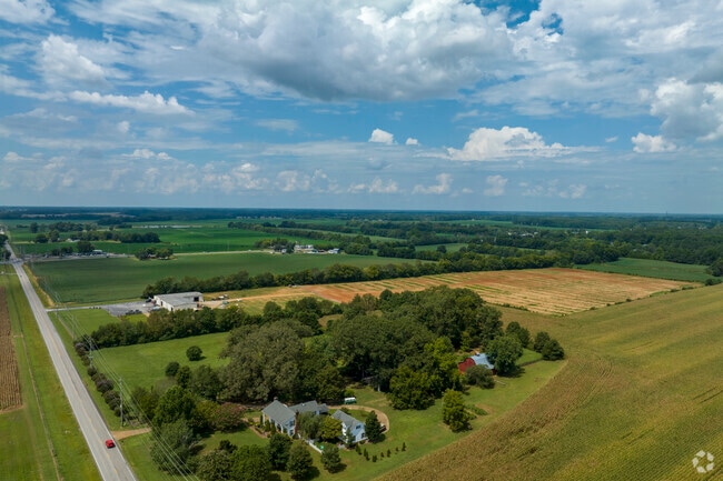 While still a farming community, Hazel Green is growing in population along with Huntsville.