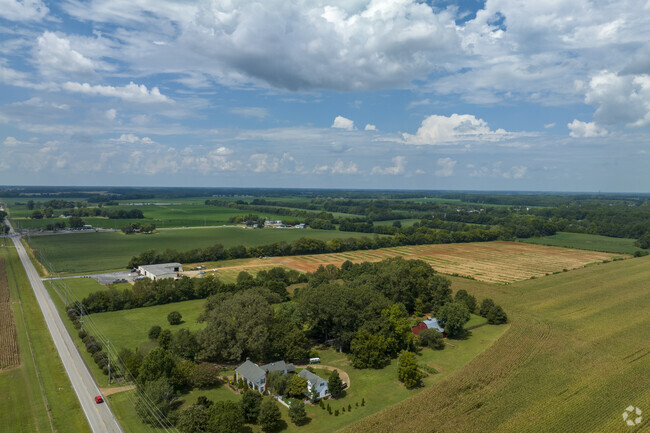 While still a farming community, Hazel Green is growing in population along with Huntsville.