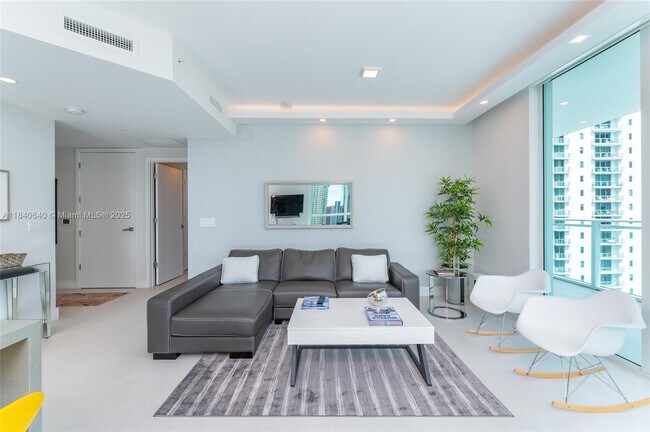 The Bond At Brickell unit 3600, Miami, FL 33131 - photo 7