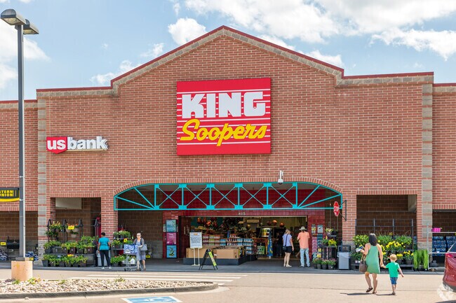 Locals can get their grocery shopping done at King Soopers in Broadmoor Bluff.