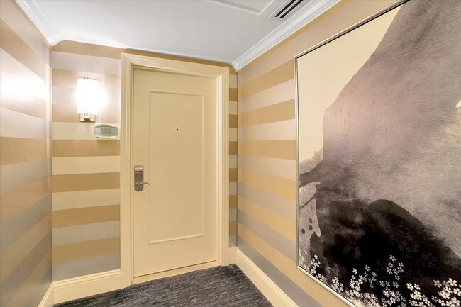 Tresor Tower Fontainebleau unit ID1234545P, Miami Beach, FL 33140 - photo 5