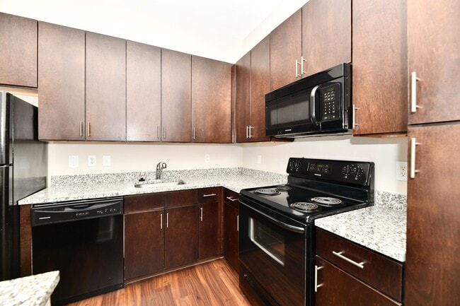 Mozzo apartments, Indianapolis, IN 46203 - photo 4