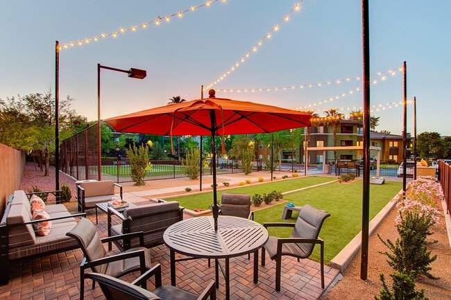 Falling Water Apartments, Las Vegas, NV 89144 - photo 3