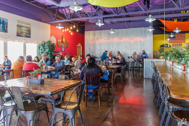 Cinnamon, Sugar & Spice Cafe is a popular stop for Academy Hills Park residents.