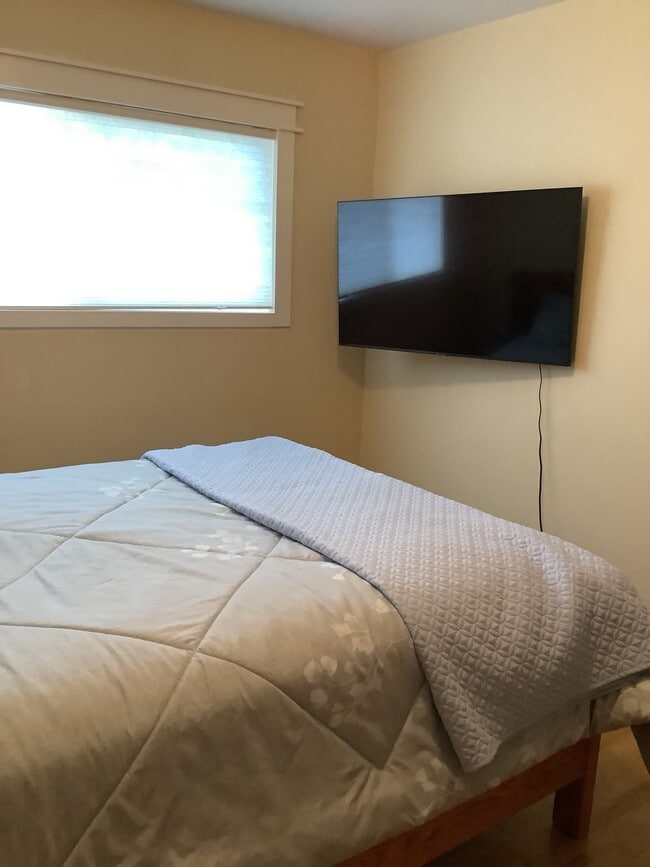 1006 25th St W, Billings, MT 59102 - photo 6