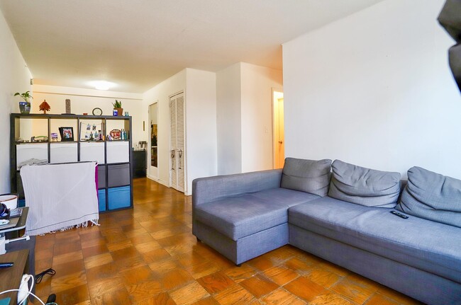 201 St Pauls Ave, Jersey City, NJ 07306 - photo 3