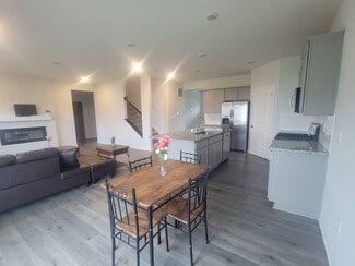 131 Natalie Ln, Granville, OH 43023