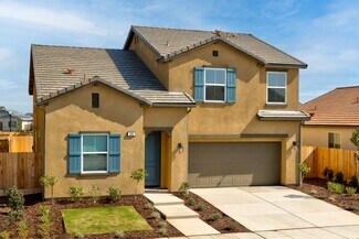 495 Thunder Rd S, Madera, CA 93636
