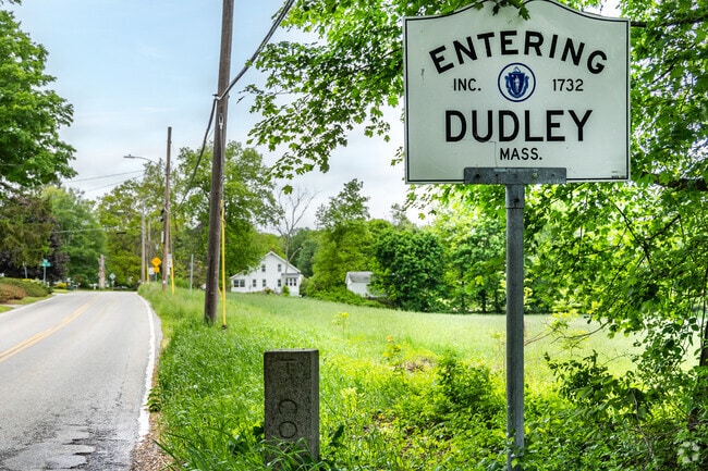 Welcome to Dudley, MA, established in 1732.