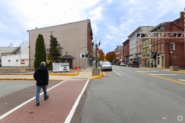 Valley residents can shop in nearby Danville's walkable downtown.