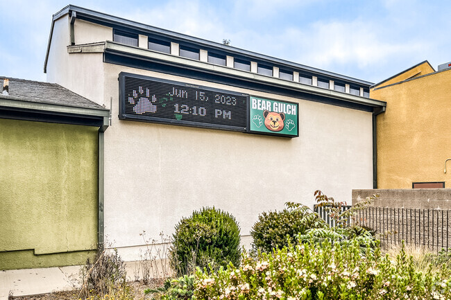 Bear Gulch Elementary School belongs to the Central School District.