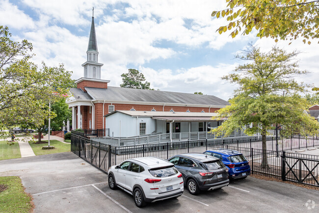 The Epiphany School of Global Studies has a student-to-teacher ratio of 9:1.