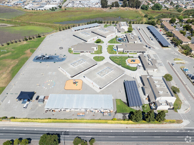 Boronda Meadows Elementary School fosters a love for learning in Boronda Meadows.