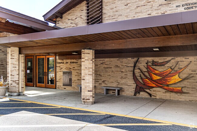 Temple of Aaron is a conservative synagogue in Highland Park.