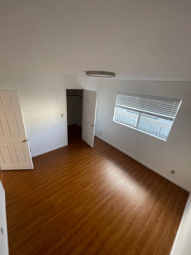 308 E Valencia Ave unit F, Burbank, CA 91502 - photo 6