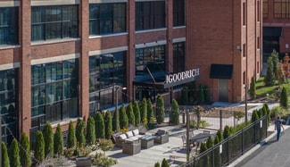 530 S Main St, Akron, OH 44311