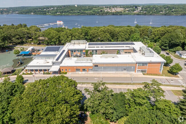 Locals love Winthrop STEM Elementary Magnet School for it's convenience and high quality staff.